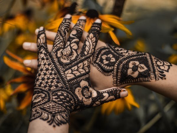 full hand mehndi design